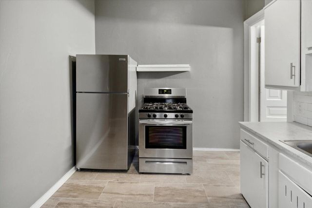 809-807 W Cedar Street, Kalamazoo, MI 49007