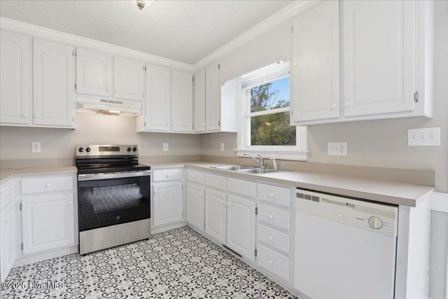 2811 Daisy Lane N, Wilson, NC 27896