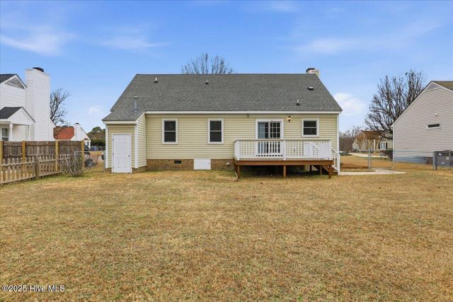 2811 Daisy Lane N, Wilson, NC 27896