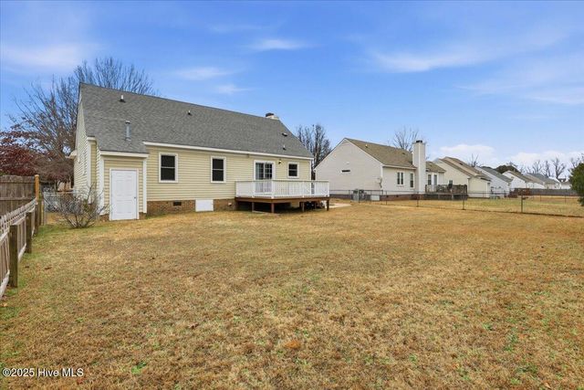 2811 Daisy Lane N, Wilson, NC 27896