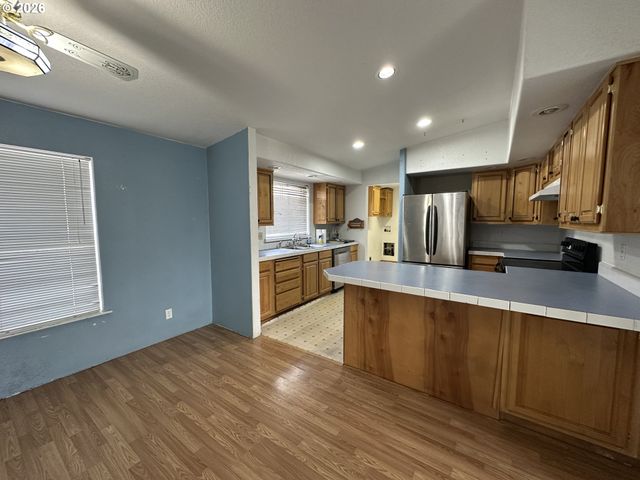 404 SECOND St, Fossil, OR 97830