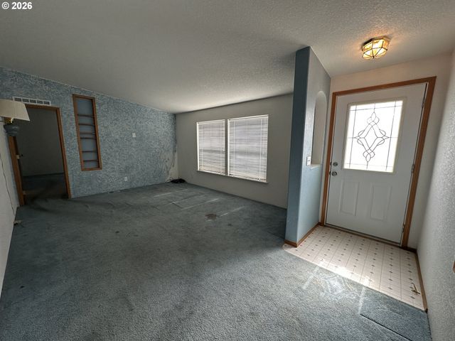 404 SECOND St, Fossil, OR 97830