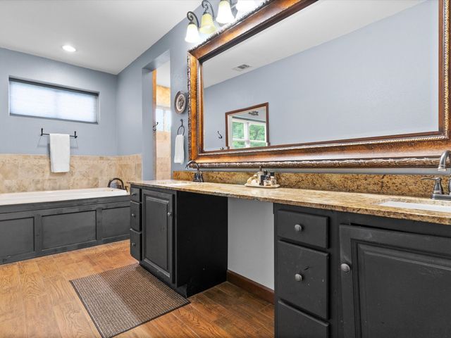 3402 Marsh Lane, Grapevine, TX 76051