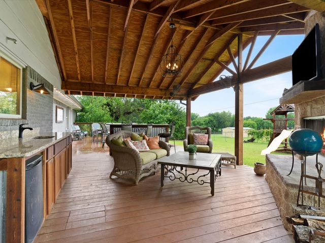 3402 Marsh Lane, Grapevine, TX 76051