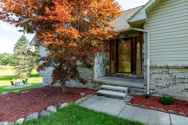 3738 Cullen Road, Hartland Twp, MI 48855