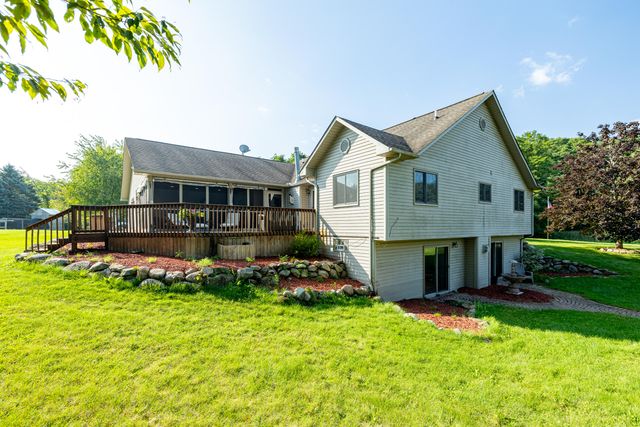 3738 Cullen Road, Hartland Twp, MI 48855