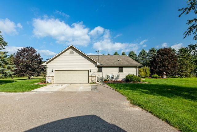3738 Cullen Road, Hartland Twp, MI 48855