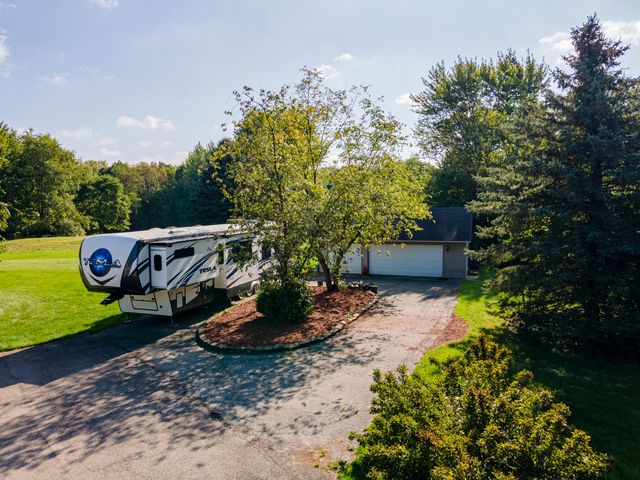 3738 Cullen Road, Hartland Twp, MI 48855