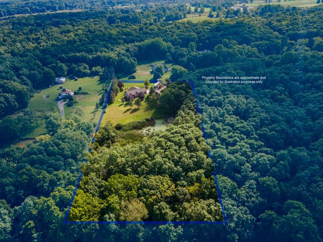 3738 Cullen Road, Hartland Twp, MI 48855