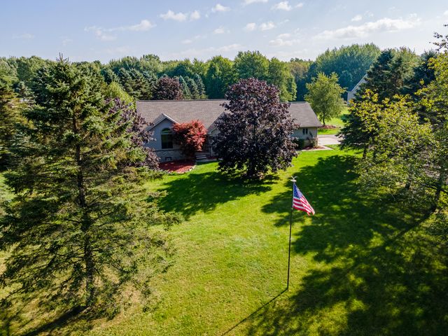 3738 Cullen Road, Hartland Twp, MI 48855