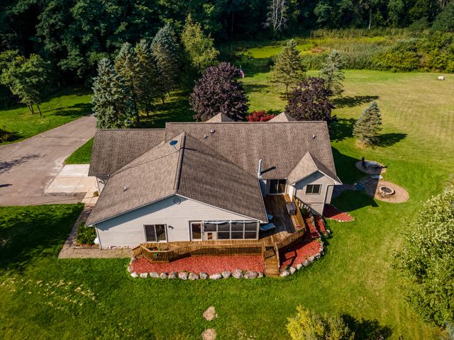 3738 Cullen Road, Hartland Twp, MI 48855