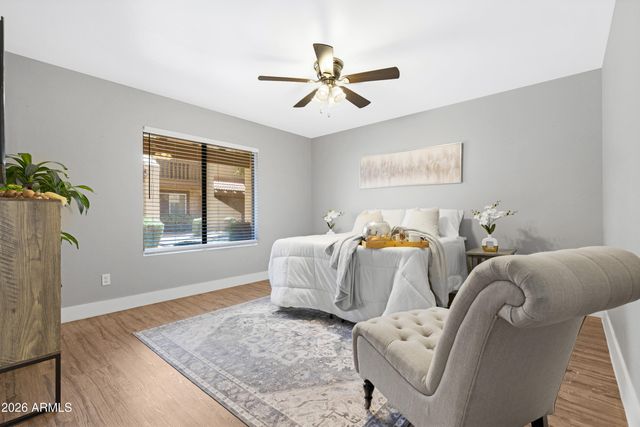 5803 W Gelding Drive, Glendale, AZ 85306