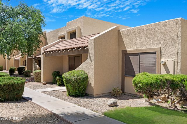 5803 W Gelding Drive, Glendale, AZ 85306