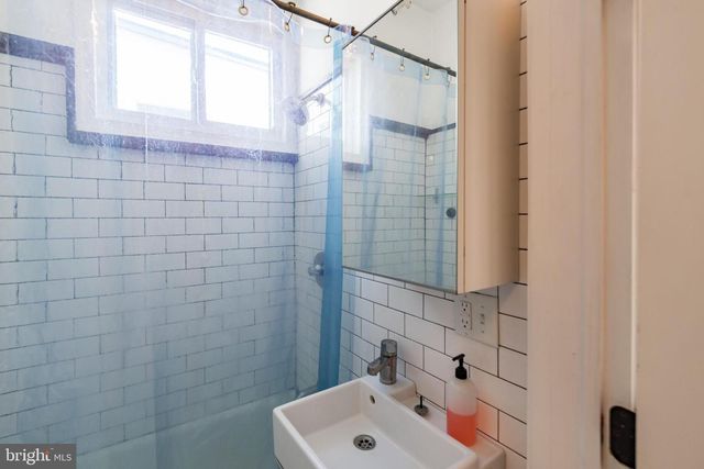 2224 REED ST, Philadelphia, PA 19146