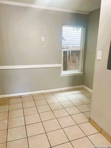 451 Natalen Ave Apt 1101, San Antonio, TX 78209