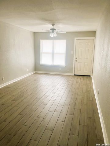451 Natalen Ave Apt 1101, San Antonio, TX 78209