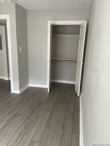 451 Natalen Ave Apt 1101, San Antonio, TX 78209