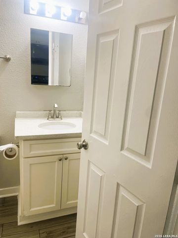 451 Natalen Ave Apt 1101, San Antonio, TX 78209
