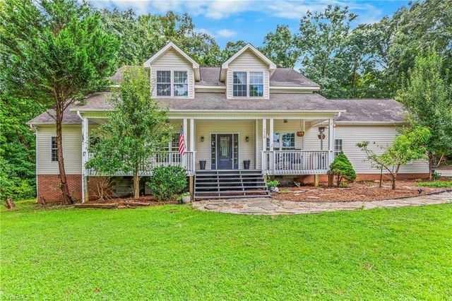228 Blue Bird Lane, Mocksville, NC 27028