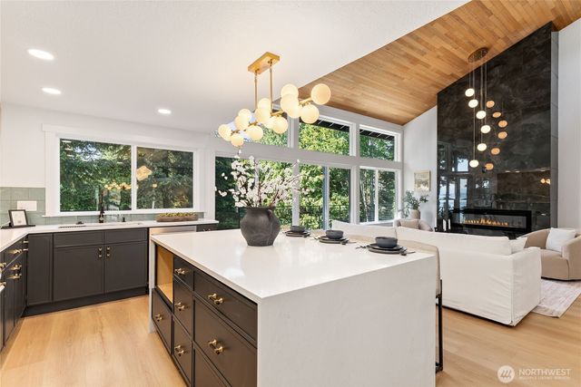 6025 96th Street SW, Mukilteo, WA 98275