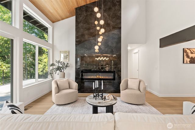 6025 96th Street SW, Mukilteo, WA 98275