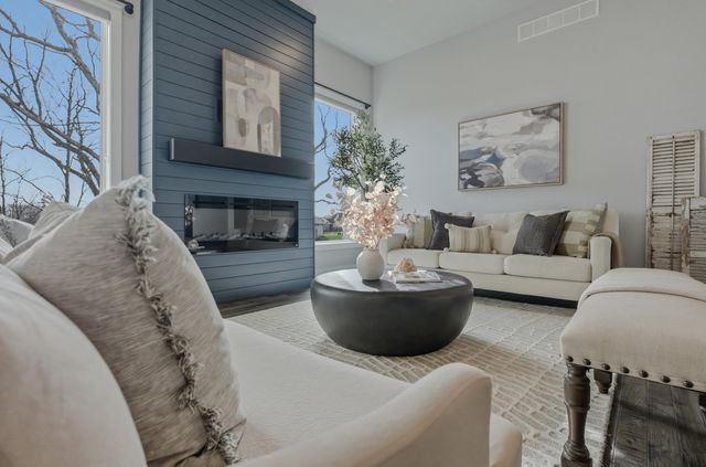 522 TOMAHAWK DR, Columbia, MO 65203