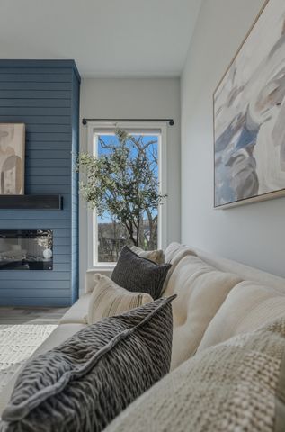 522 TOMAHAWK DR, Columbia, MO 65203