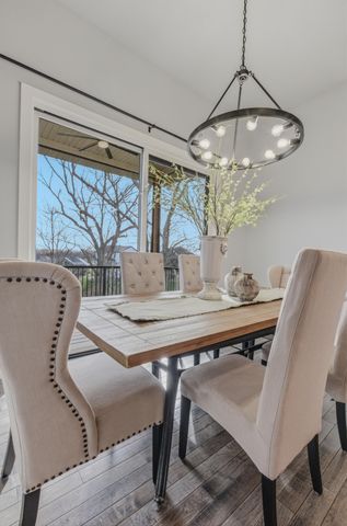 522 TOMAHAWK DR, Columbia, MO 65203