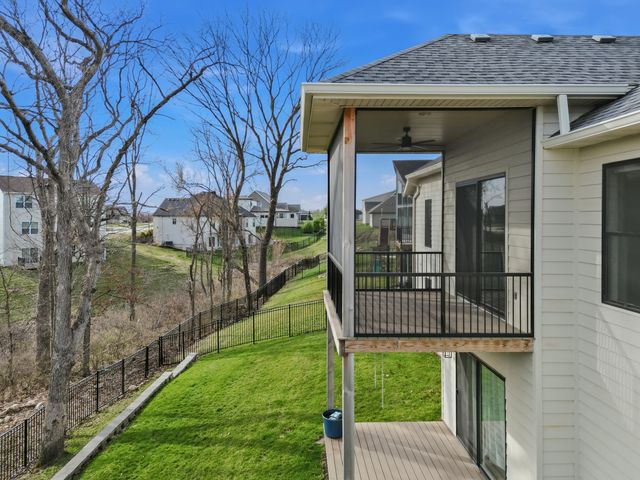 522 TOMAHAWK DR, Columbia, MO 65203