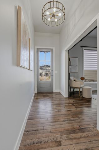 522 TOMAHAWK DR, Columbia, MO 65203