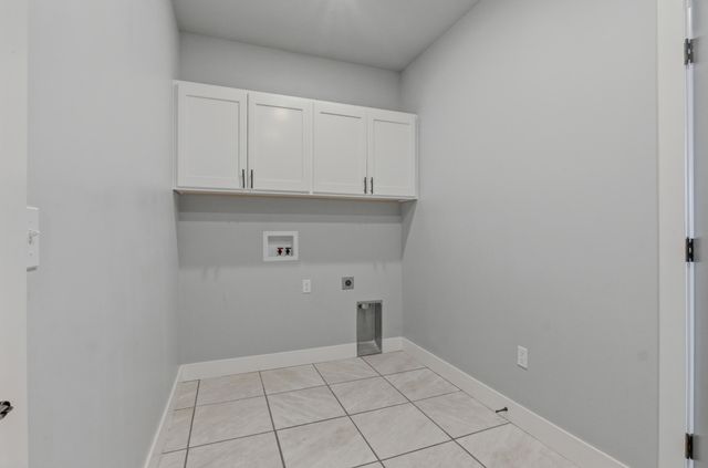 522 TOMAHAWK DR, Columbia, MO 65203