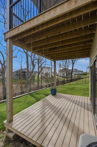 522 TOMAHAWK DR, Columbia, MO 65203