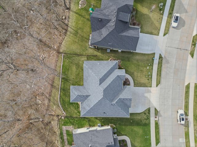 522 TOMAHAWK DR, Columbia, MO 65203