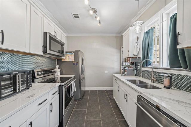 3350 HIGHLAND PARK PL, Memphis, TN 38111