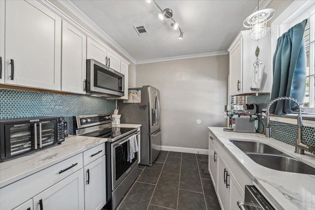 3350 HIGHLAND PARK PL, Memphis, TN 38111