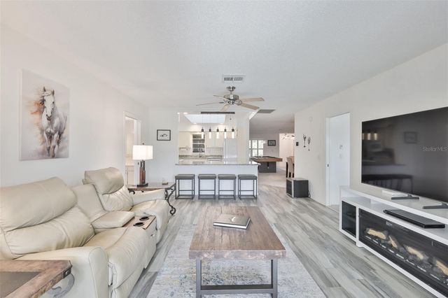 1506 BENTWOOD DRIVE, Sun City Center, FL 33573