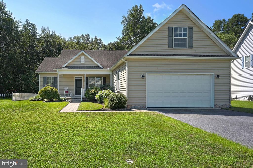 224 S HIGH MEADOW DR, Felton, DE 19943