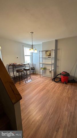 633 N 8TH ST, Camden, NJ 08102