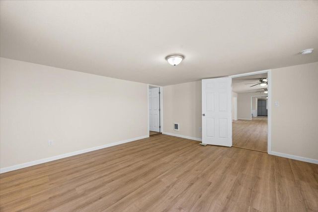 181 Oak Hollow Lane, Riddle, OR 97469