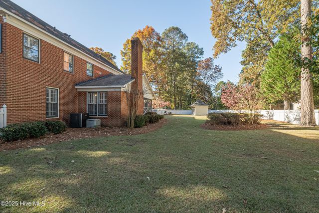 3502 Wallingford Road, Greenville, NC 27858
