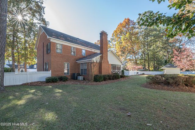 3502 Wallingford Road, Greenville, NC 27858