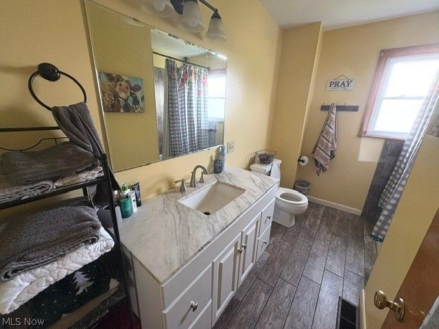 12666 S State Line Road, Petersburg, OH 44454