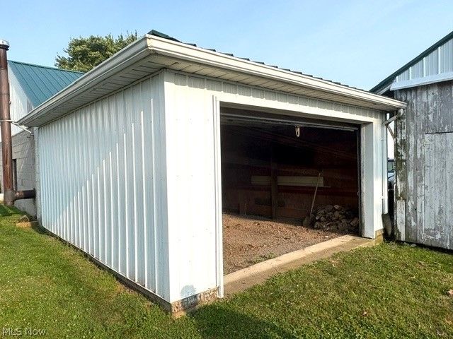 12666 S State Line Road, Petersburg, OH 44454