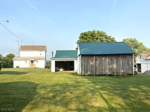 12666 S State Line Road, Petersburg, OH 44454