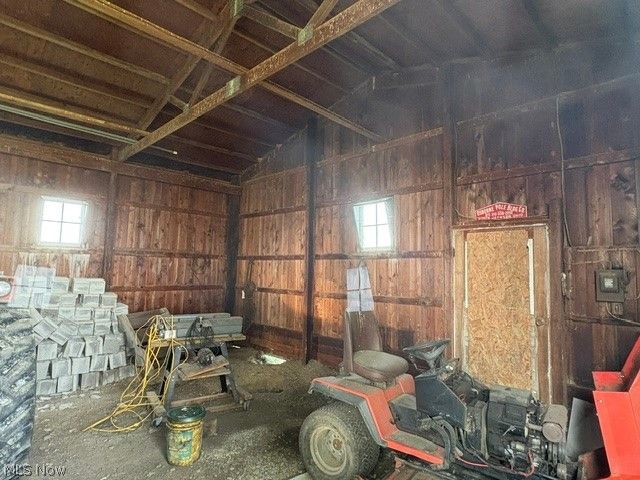 12666 S State Line Road, Petersburg, OH 44454