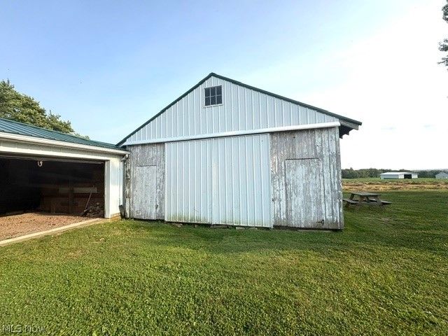 12666 S State Line Road, Petersburg, OH 44454