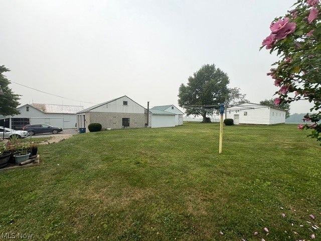 12666 S State Line Road, Petersburg, OH 44454