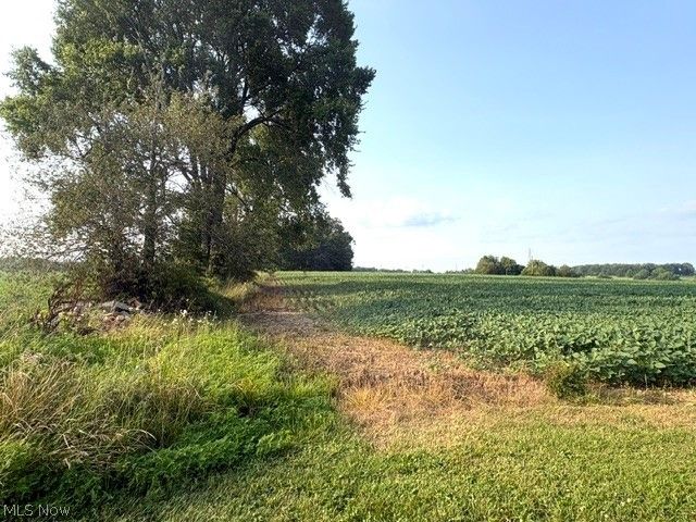 12666 S State Line Road, Petersburg, OH 44454