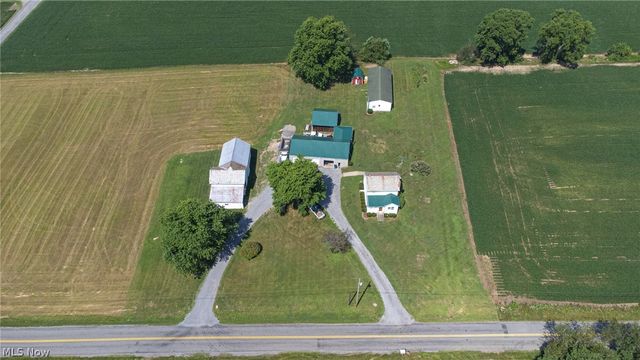 12666 S State Line Road, Petersburg, OH 44454