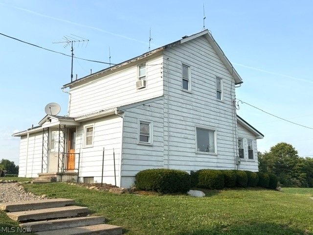 12666 S State Line Road, Petersburg, OH 44454